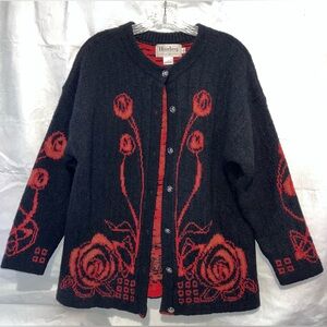 Harley of Scotland Black and Red Floral Women's Sweater Size Small